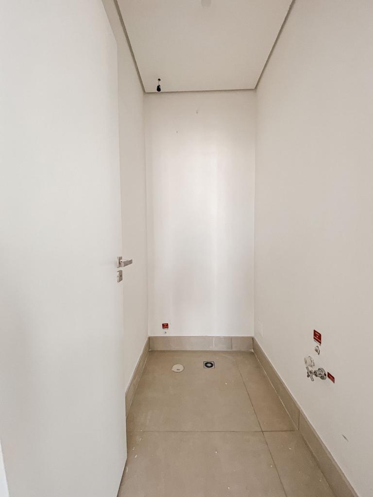 17909701-88cc-4d94-86ba-46d6b4a1dadf