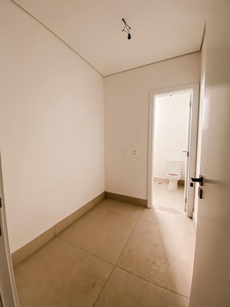 1abb35a5-8bf5-4c3f-a270-829060a31fb2