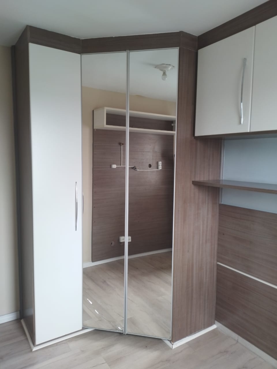 ec9aeeb3-aec4-47ff-b7ea-c654f6b0c2ef