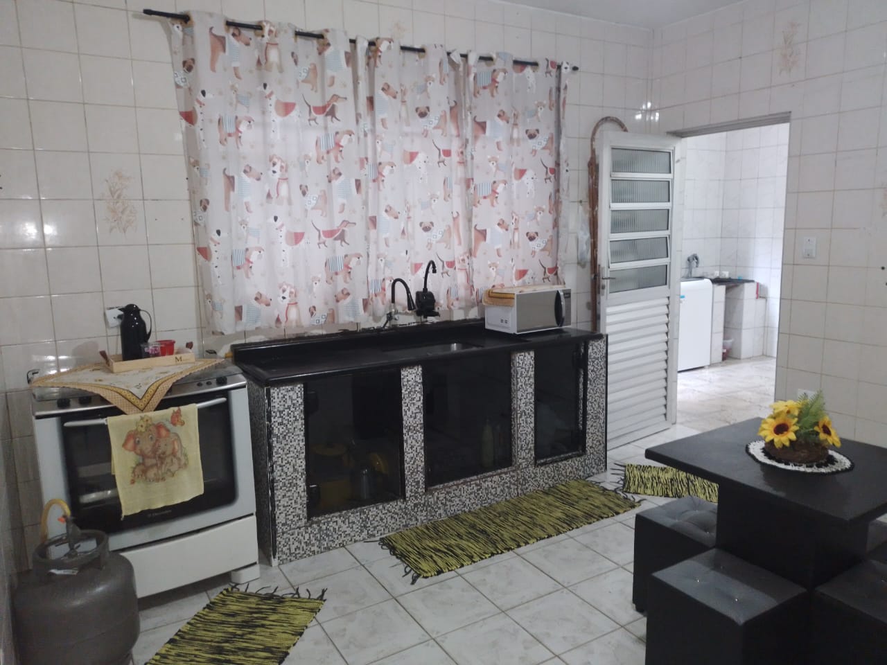 78b05607-58f0-4da1-92f6-aa7f37a7401e