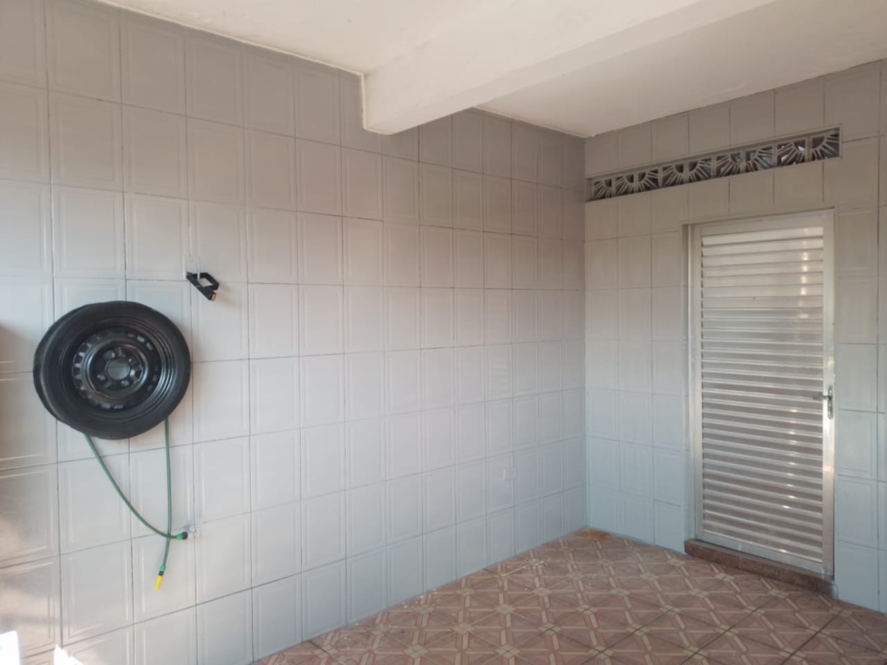 a1c44dfe-87db-4adb-932b-3aae9ff2a01d